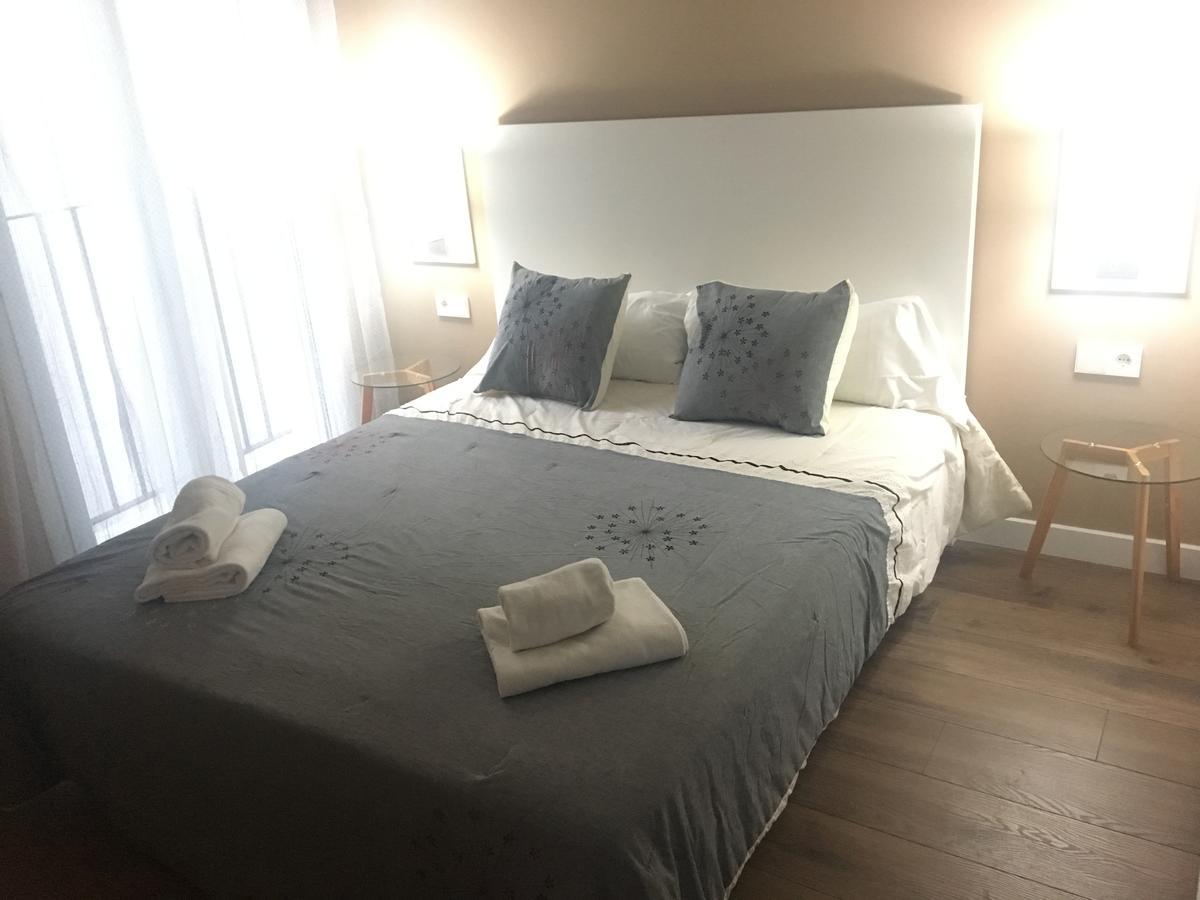 Perla Apartments Valence Extérieur photo