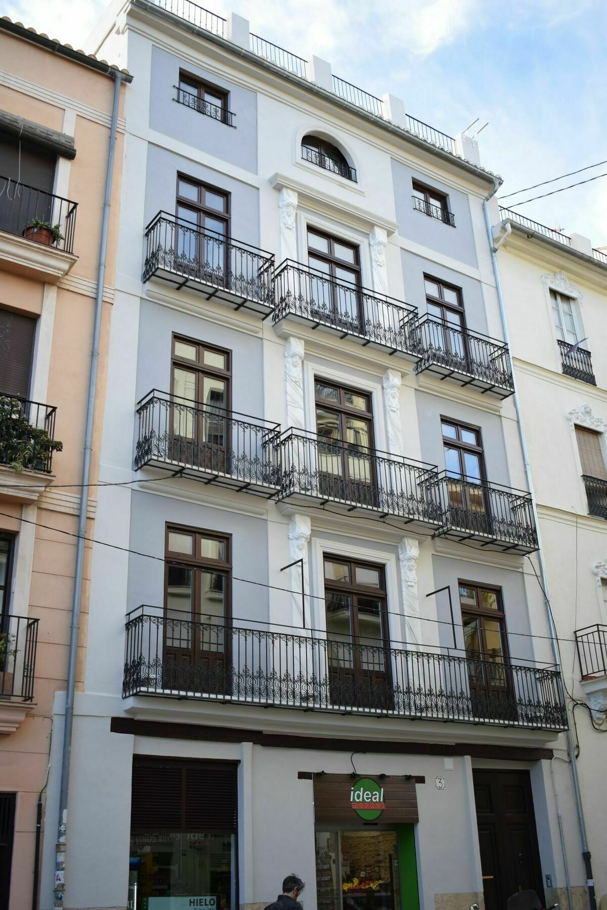 Perla Apartments Valence Extérieur photo