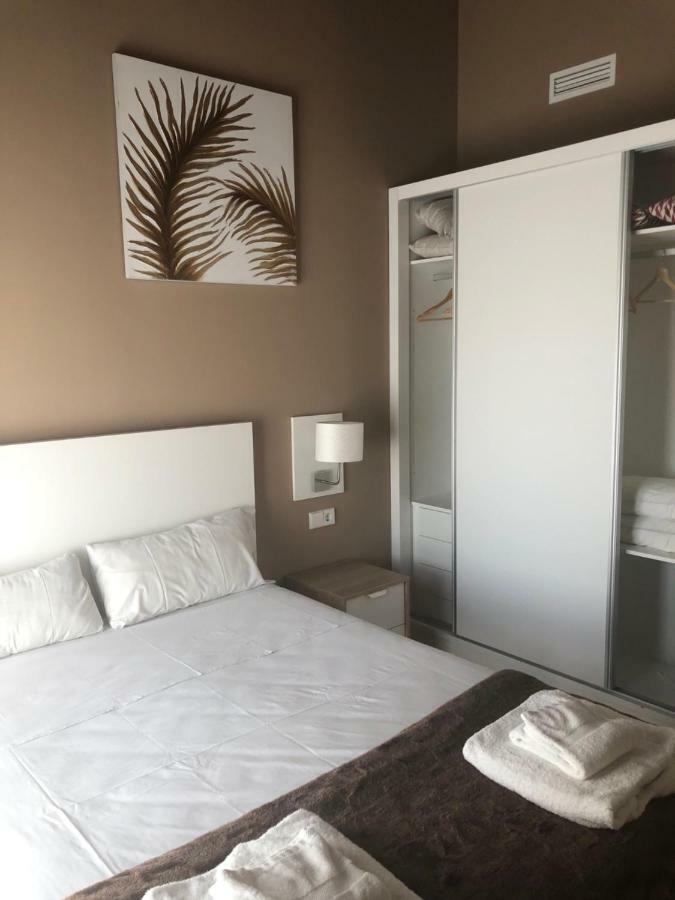 Perla Apartments Valence Extérieur photo
